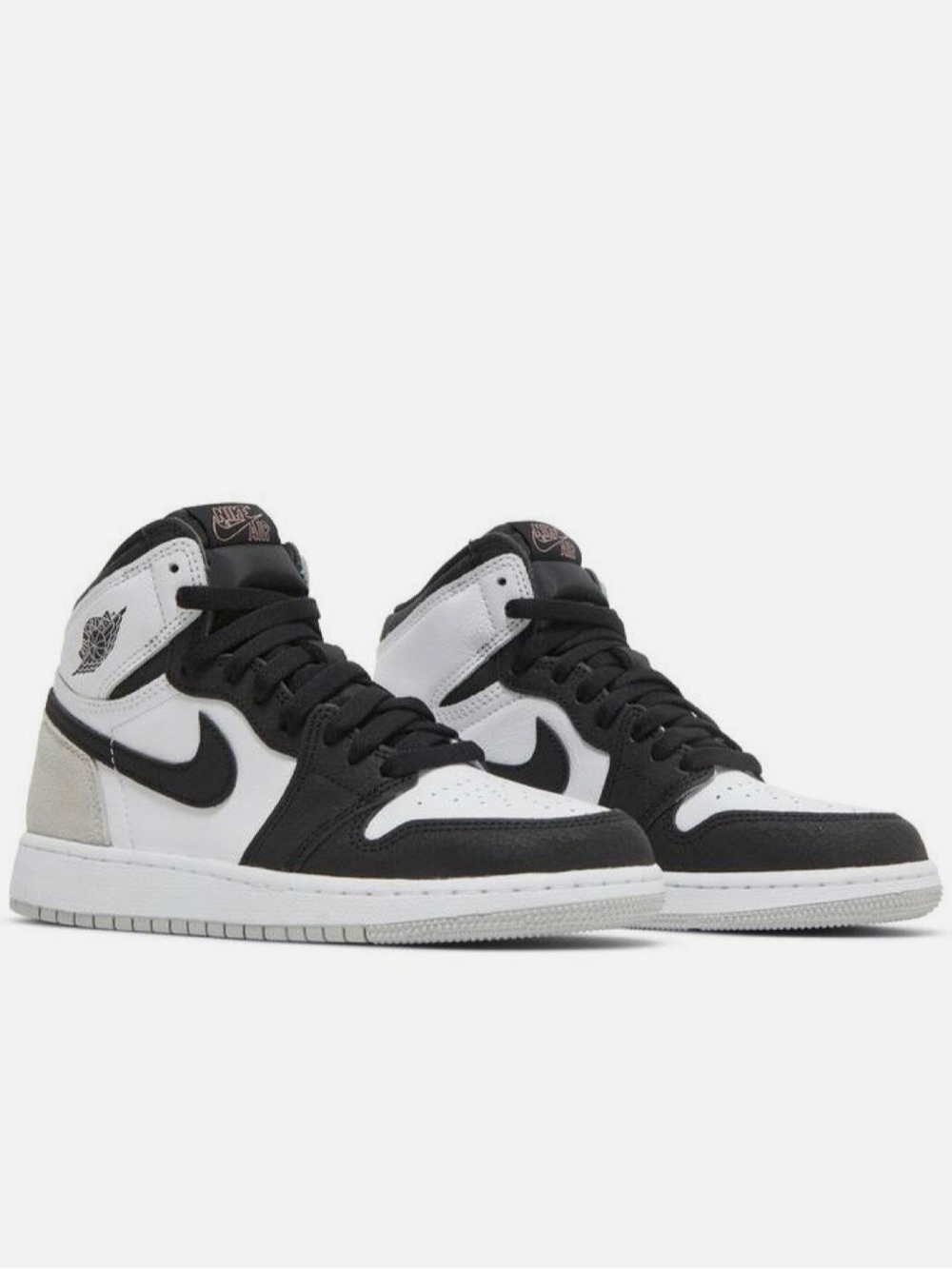 Nike Air Jordan 1 Retro High OG Stage Haze Size 4-Y